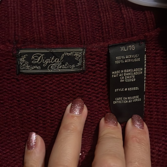 Burgundy button tie sweater XL - Picture 2 of 4